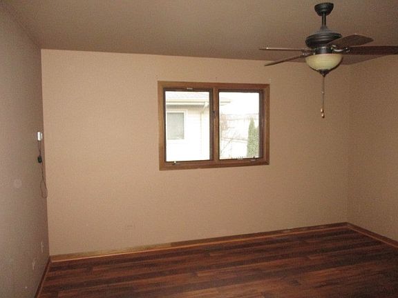 5th image of 14541 Albany Ave