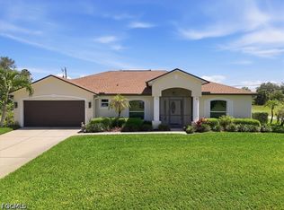2107 NE 19th Pl, Cape Coral, FL 33909