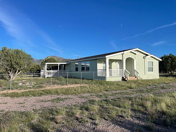 3rd image of 34 Longhorn Rd