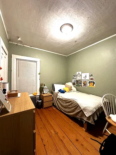 2 bed, 800 sqft, $1,600 — Photo 3