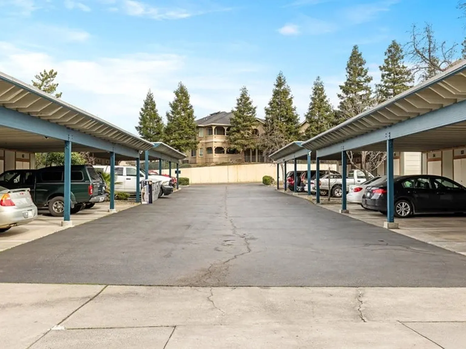 Sierra Sunrise Apartments, a 55+ Community — Photo 4
