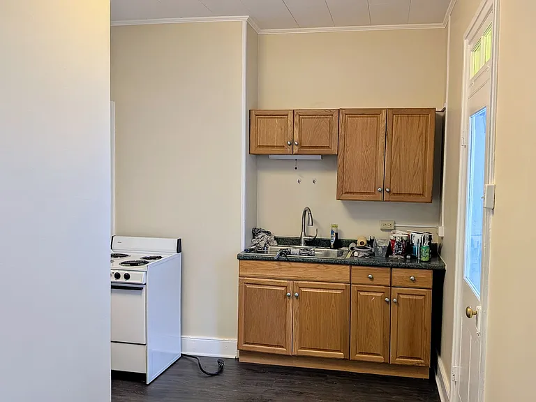 211 N Bedford St #3 — Photo 6