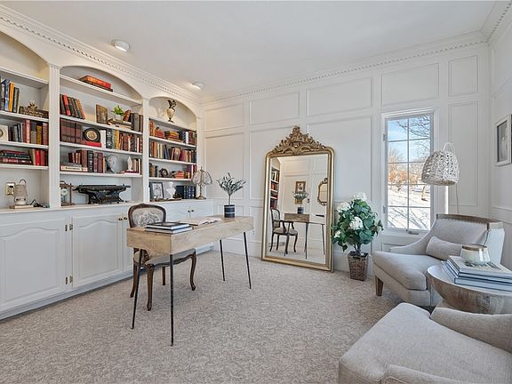 4th image of 7013 Oak Park Dr