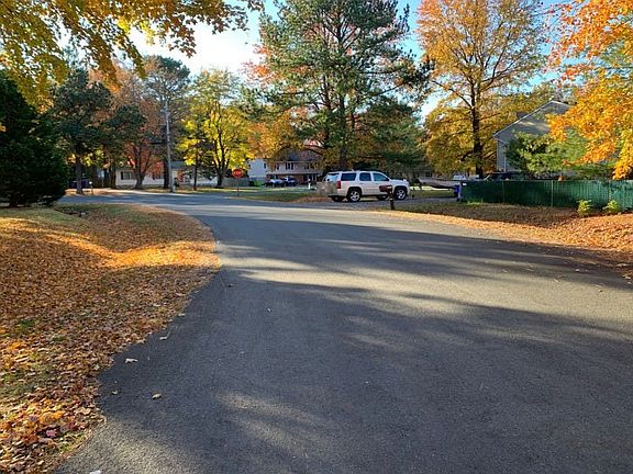 4th image of 603 Cloverfields Dr