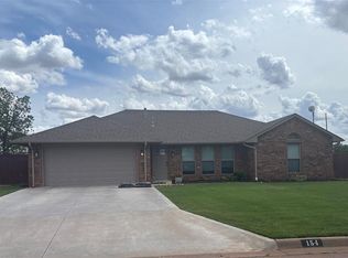 154 E Bonita Dr, Elk City, OK 73644