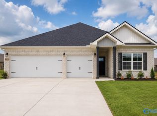 122 Gulf Hills Ave, Toney, AL 35773