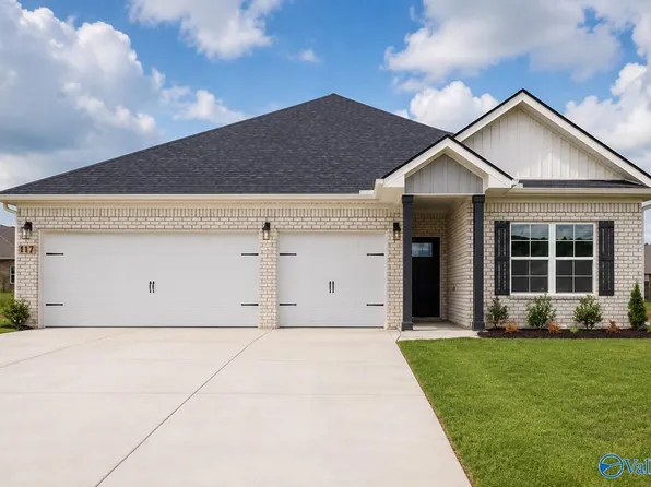 122 Gulf Hills Ave, Toney, AL 35773