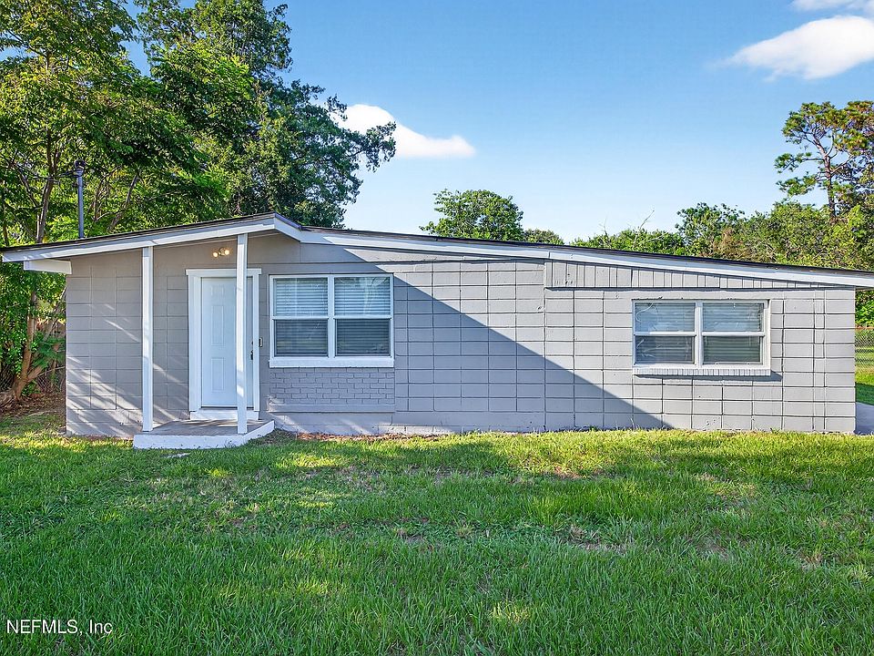 1st image of 1023 DE PAUL Drive