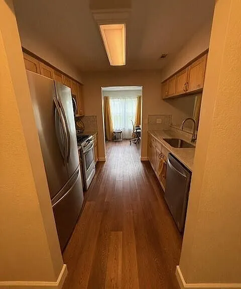 111 Fieldcrest St #104 — Photo 3