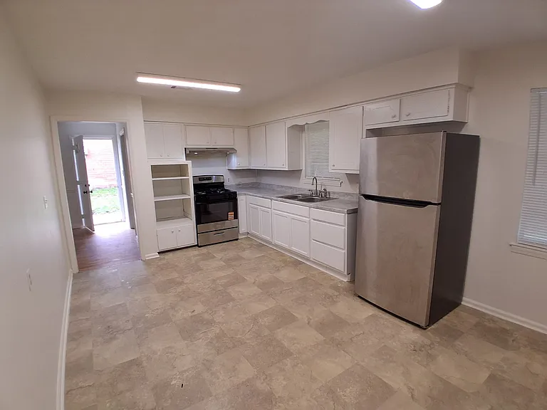 5321 Spencer Ln — Photo 7