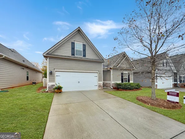 21 Cliffbriar Ter, Newnan, GA 30263
