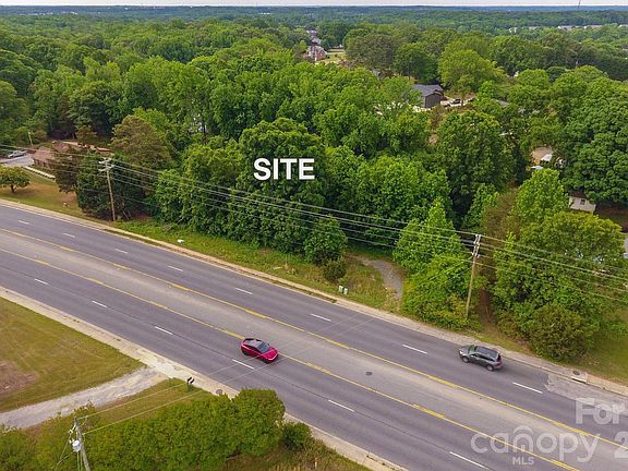 3rd image of 1527 Gold Hill Rd