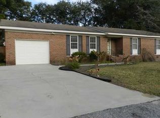 61 Boardman Rd, Charleston, SC 29407