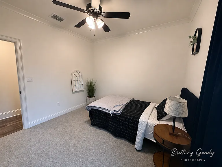 8820 Beau Chene Dr — Photo 32