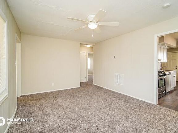 5th image of 2867 Woodland Ave