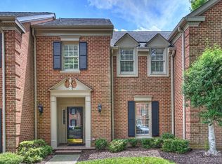 2805 Sharon View Rd, Charlotte, NC 28210