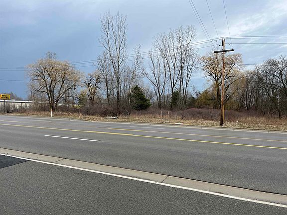 3rd image of Nka S Huron Rd