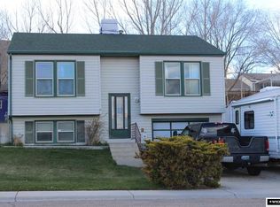 2195 W Teton Blvd, Green River, WY 82935