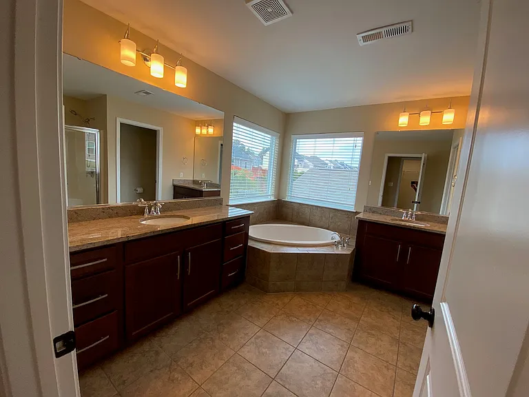 3011 Ironwood Flat Dr — Photo 5