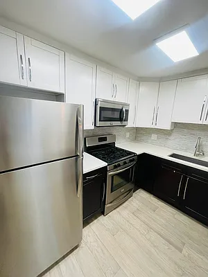 Rented by Voro New York | media 13