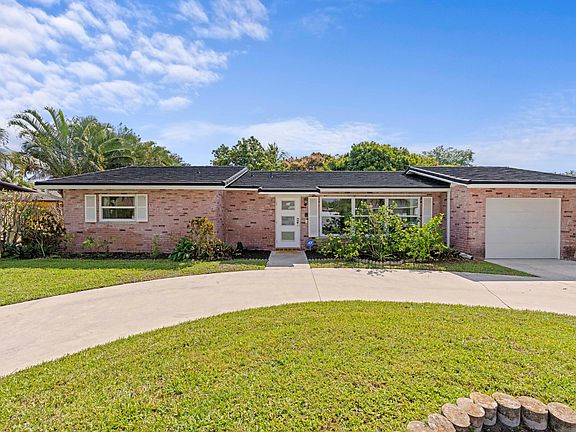2nd image of 324 Sandpiper Avenue
