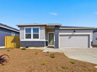 2646 V St, Springfield, OR 97477