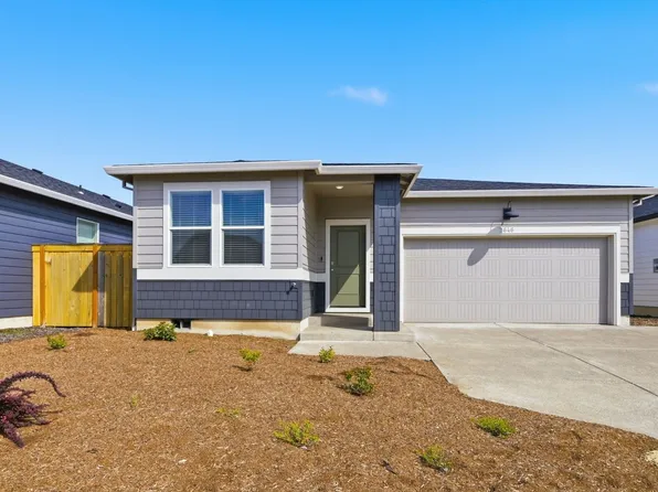 2646 V St, Springfield, OR 97477
