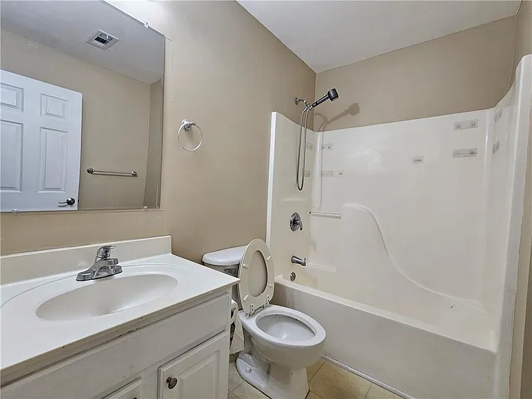 3202 Heritage Walk Ln — Photo 25
