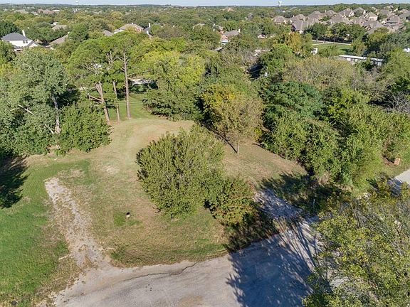 2nd image of 8405 Franklin Ct Lot 9