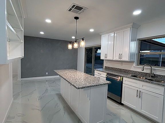 5th image of 9940 Belfast Ave