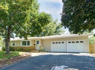 7848 Regent Ave N, Brooklyn Park, MN 55443