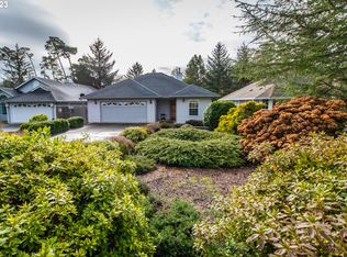930 8th St, Florence, OR 97439