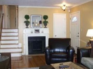 5612 W 100th St, Overland Park, KS 66207