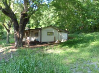 168 Taylor Rd, Pilot Mountain, NC 27041