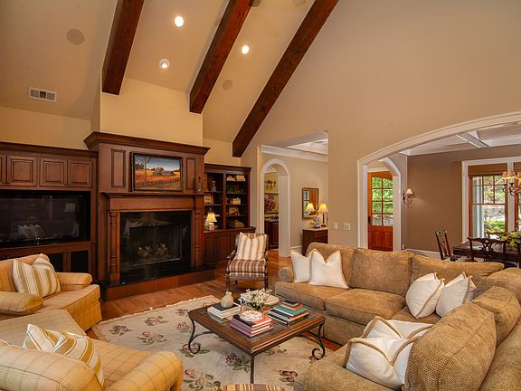 5th image of 1021 Whatleys Mill Ln