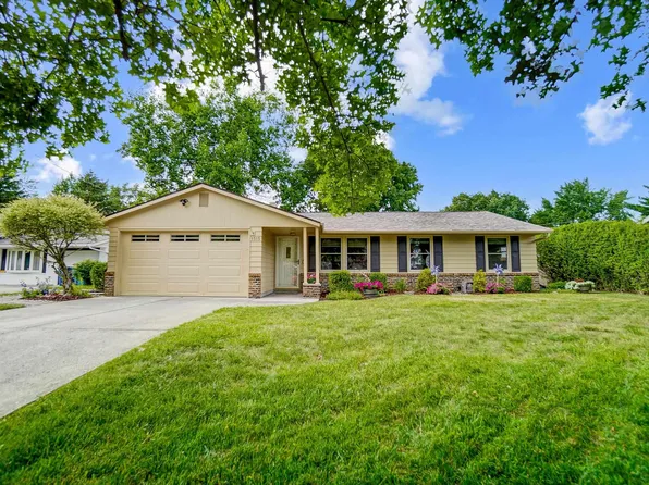 1515 E Macgregor Dr, New Haven, IN 46774