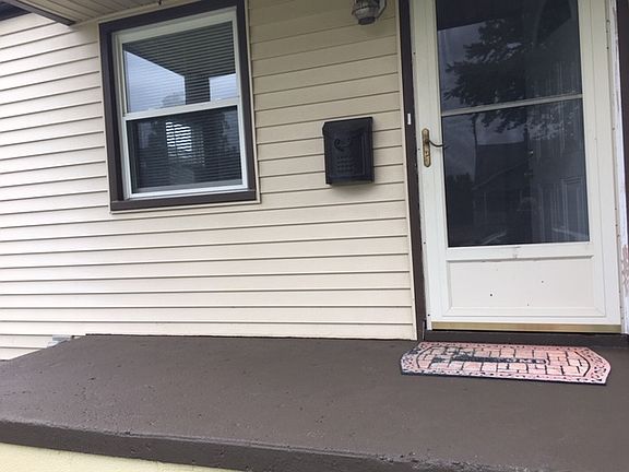 4th image of 461 Garfield Ave
