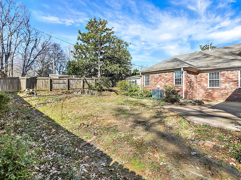 7133 Kings Castle Cv — Photo 30