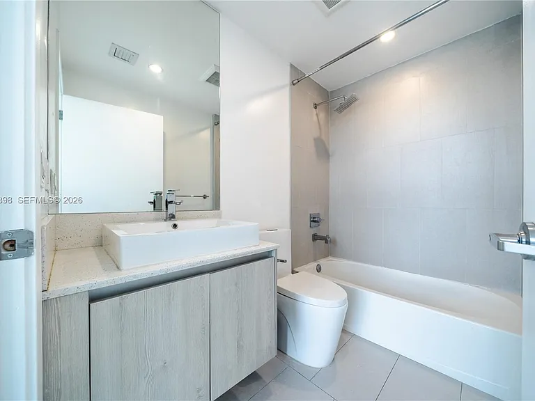 13800 Highland Dr #Penthouse 4 — Photo 15