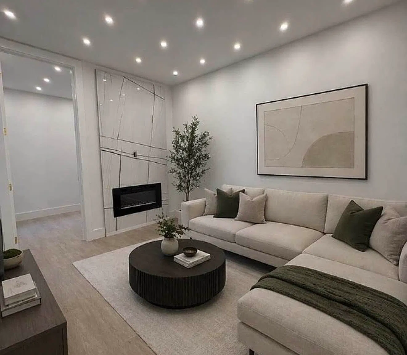 28 Bedford Street — Photo 1