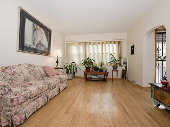2nd image of 2821 N Oak Park Ave