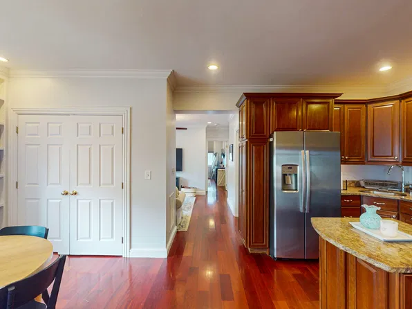 5A Bantry Way APT 1, Boston, MA 02127