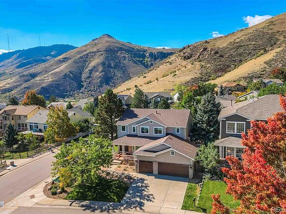 4th image of 1527 Meadowlark Ln