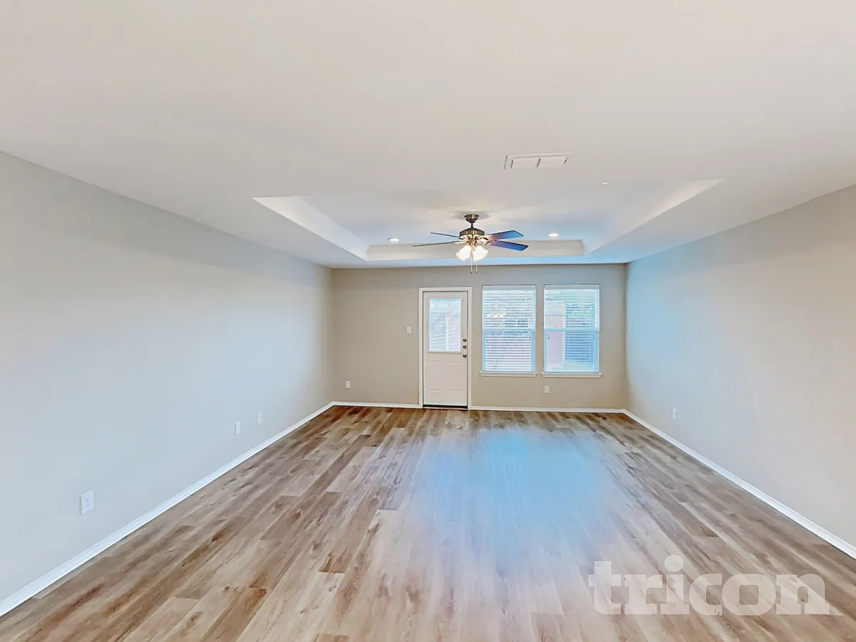 Building Photo - 1136 Foxglove Ln