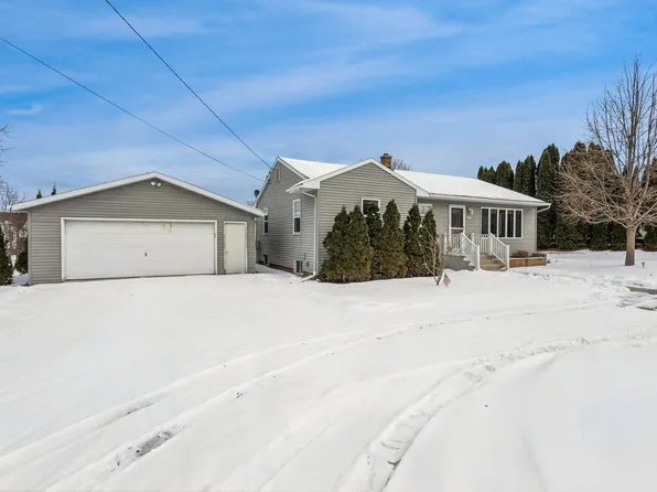 1515 N 36th St, Sheboygan, WI 53081