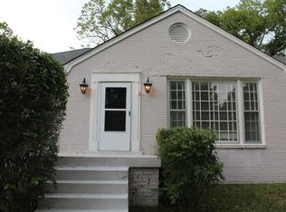 601 Vosswood Dr, Nashville, TN 37205