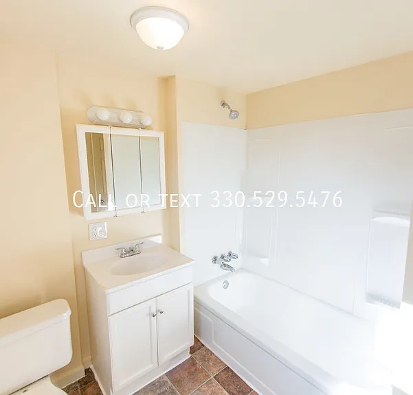2280 26th St SW — Photo 25