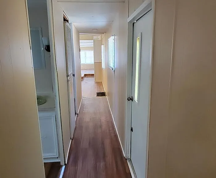 2827 Friendly Ln #6 — Photo 5