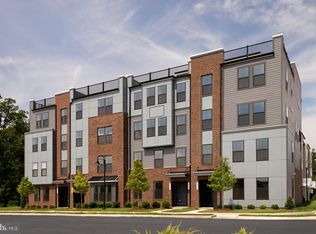 20183 Northpark Dr, Ashburn, VA 20147