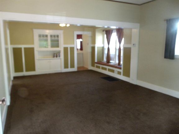 4th image of 1305 N Echo Ave